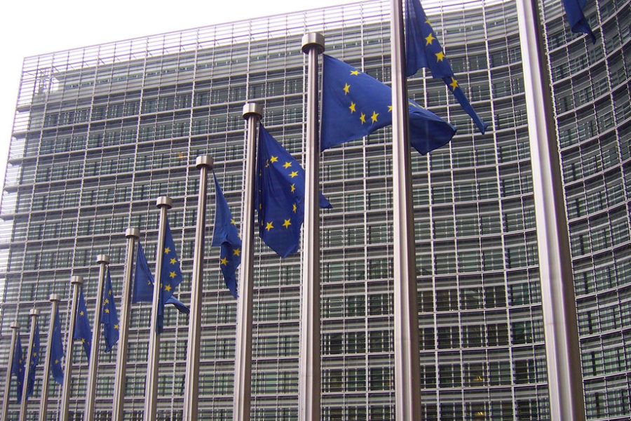 Pedimos más transparencia y más control de la inversión pública a la Comisión Europea
